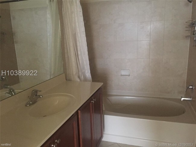 Foto del edificio - 11503 NW 89th St