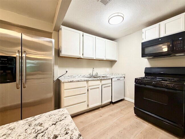 Foto del edificio - 4422 Mallow St