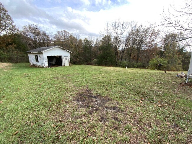Foto del edificio - 4 Bedroom house with Second kitchen in basement