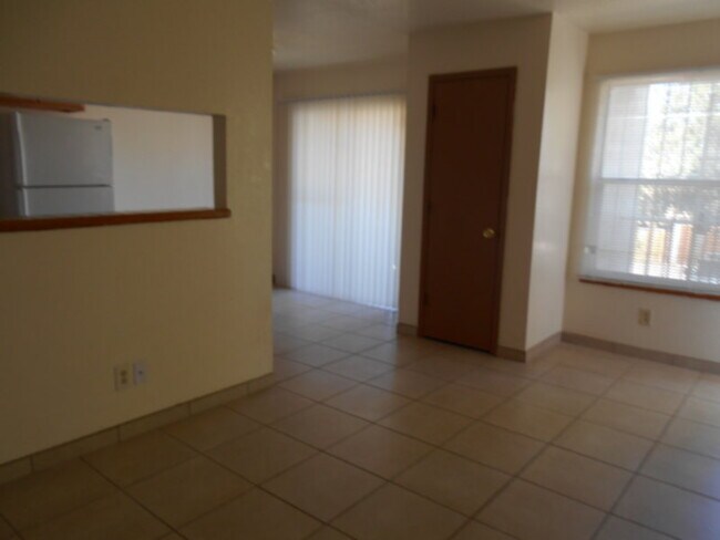 Foto del edificio - 1219 Coal Ave SE