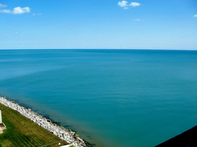 Foto del edificio - 6301 N Sheridan Rd