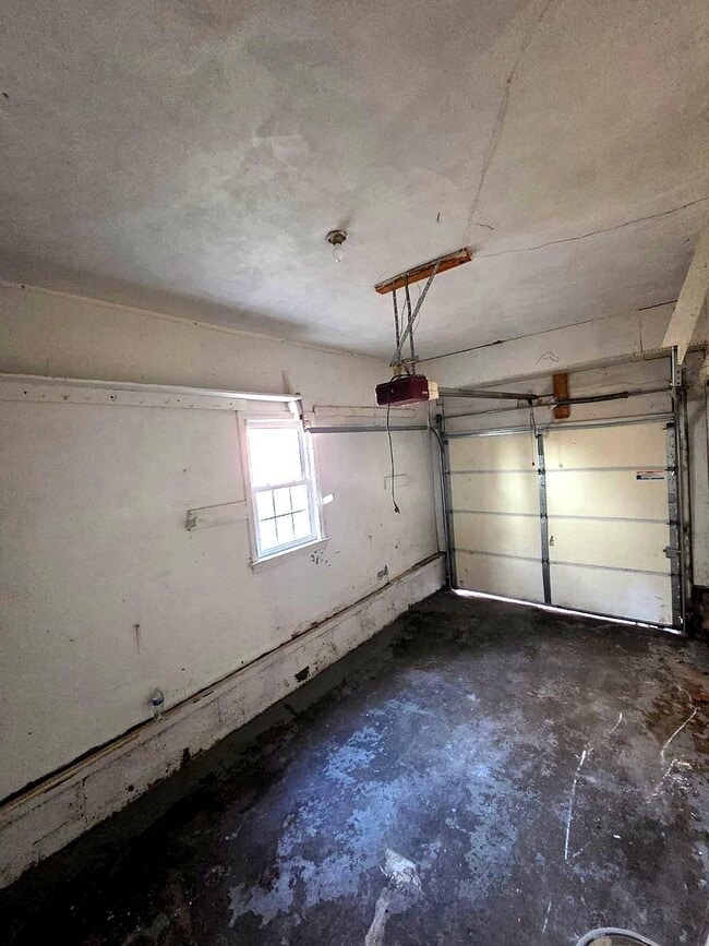 Building Photo - 1116 Orlando Ave