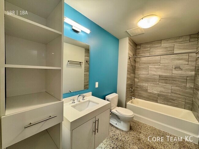 Foto del edificio - 306 E 12th St