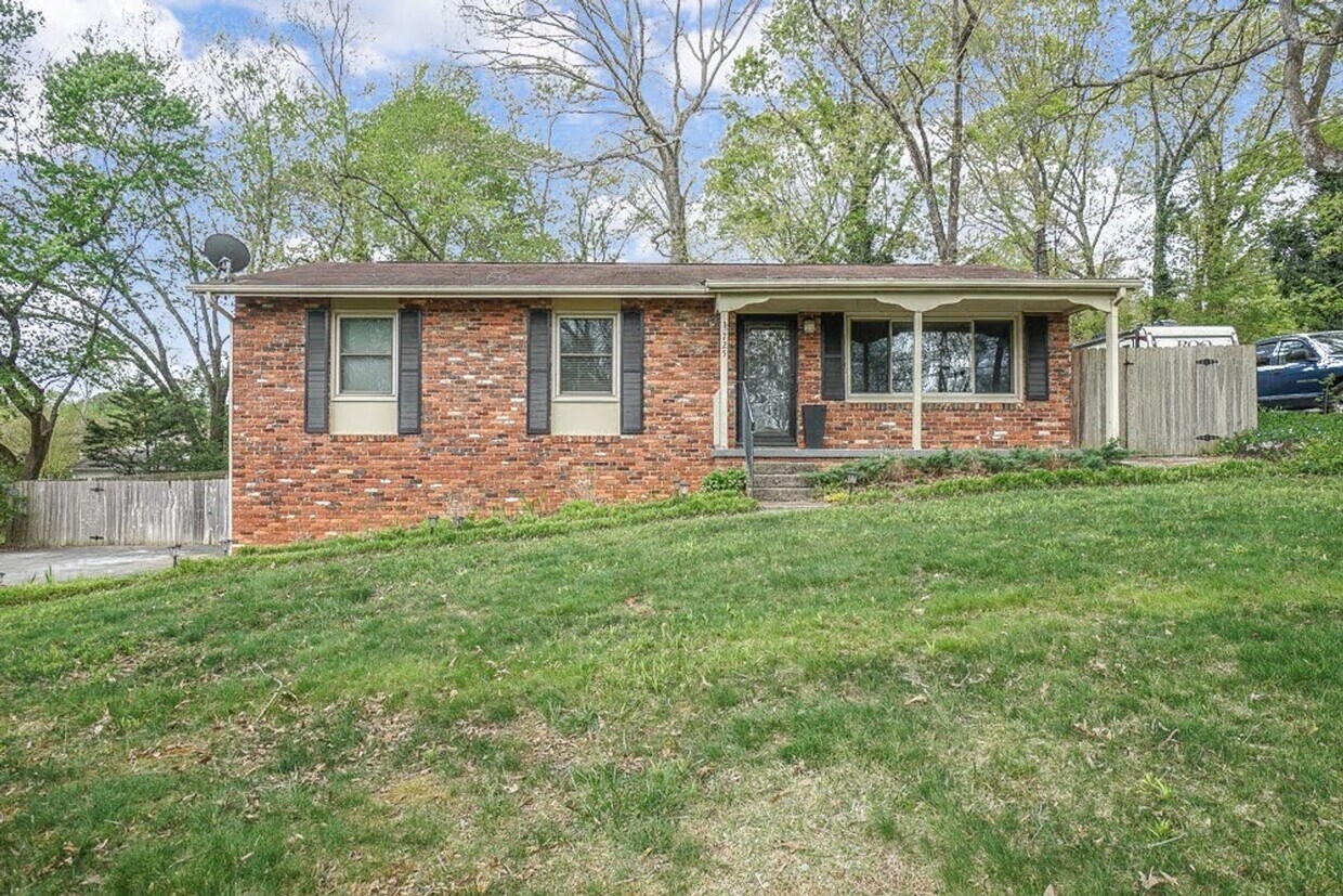 725 Aeronca Rd NW, Knoxville, TN 37919 House Rental in Knoxville, TN