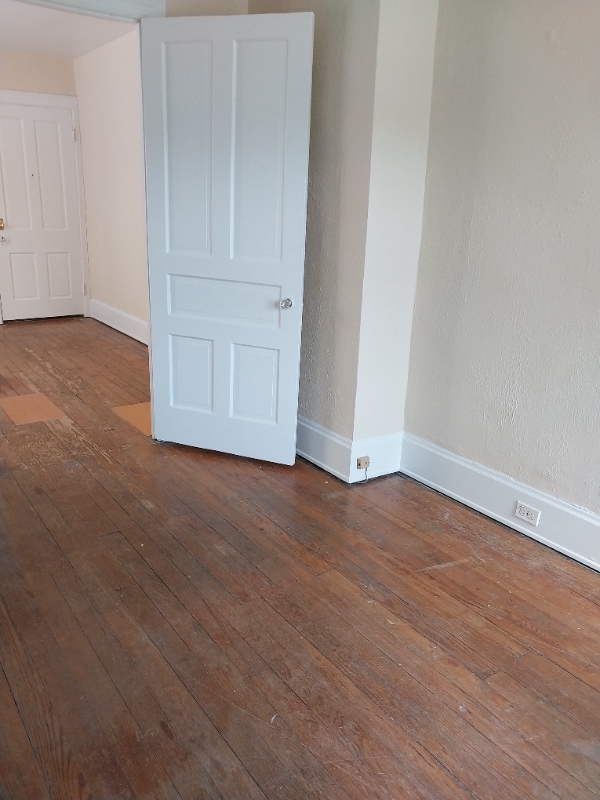 Photo - 3517 Clifton Ave Apartment