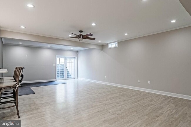 Building Photo - 9221 Clementine Ct