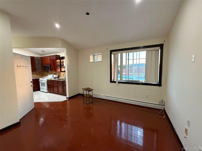 Building Photo - 84-40 102nd Ave