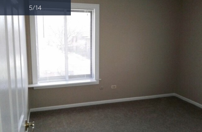 Foto del edificio - 6119 Knoll Wood Ct
