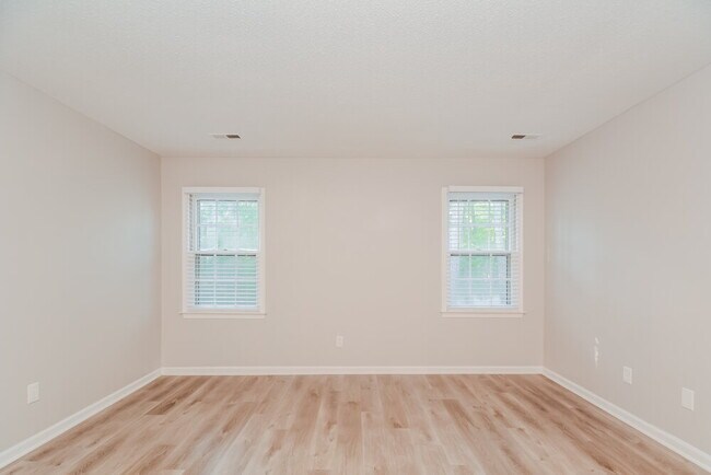 Building Photo - 1625 Netherfield Ln