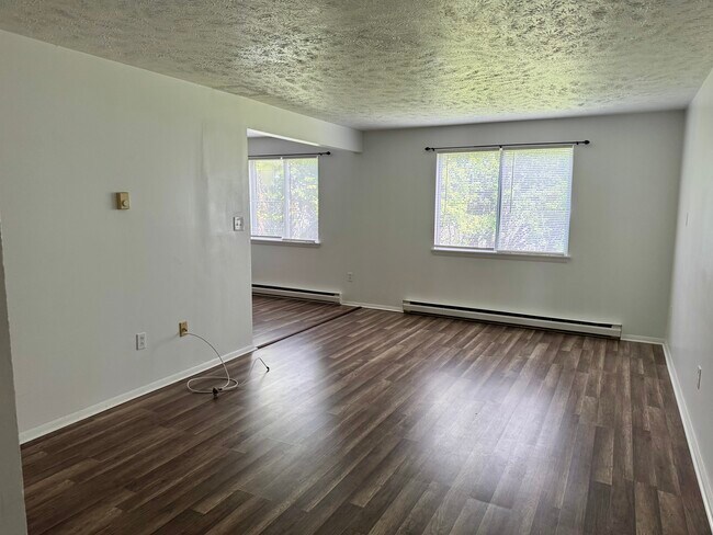 Viviendo - Farmington Manor