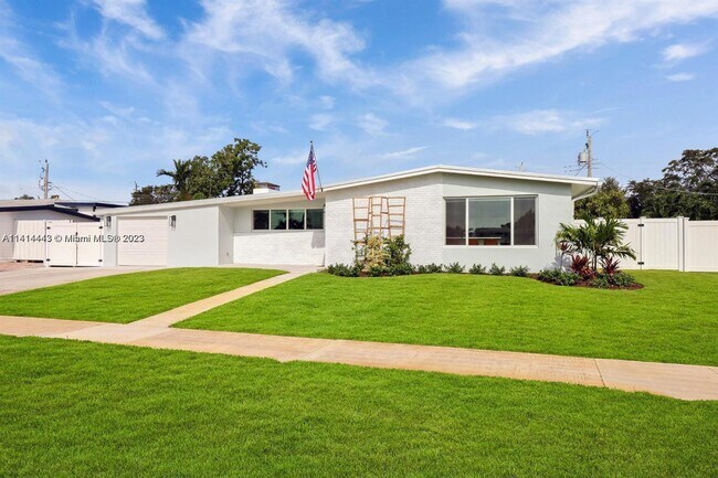 Building Photo - 433 Westwind Dr