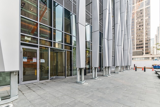 Building Photo - 1 Yorkville Ave