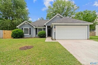 Building Photo - 223 Cypress Creek Dr