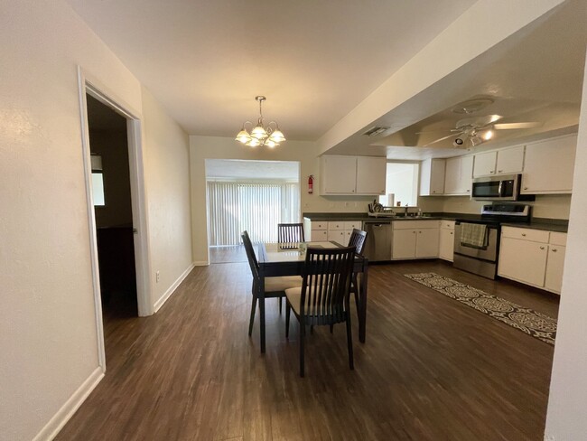 Building Photo - Available Now! San Carlos- Furnished 2 bed...