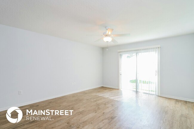 Foto del edificio - 8234 Rigel Rd