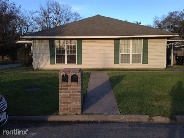 Primary Photo - 1137 Oney Hervey Dr