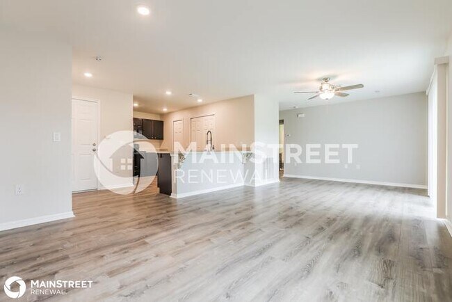 Building Photo - 1089 Knotty Pine Ave