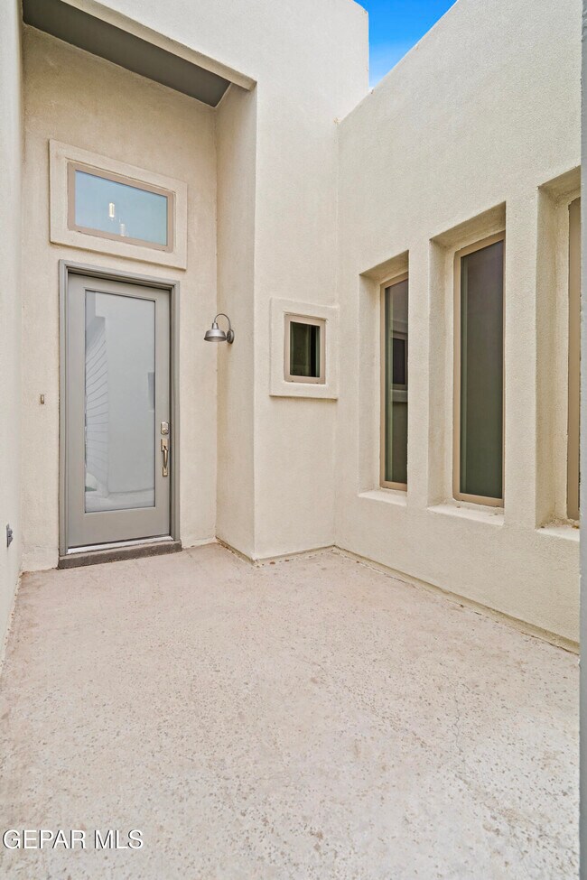 Foto del edificio - 7348 Mule Team Dr