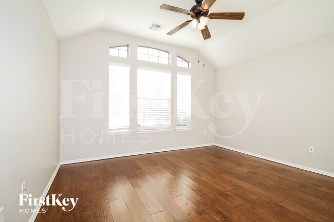 Foto del edificio - 4529 Oasis Ct