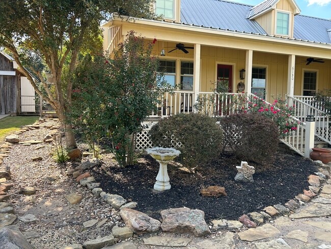 Building Photo - 6130 Homeland Ln