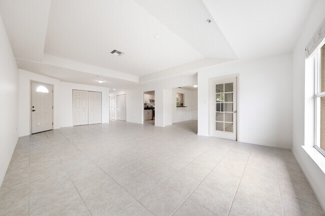 Foto del edificio - 371 Bobby Jones Rd