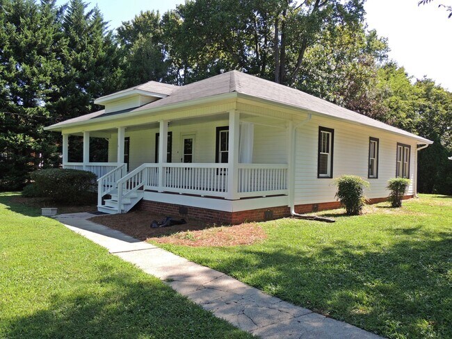 Foto del edificio - 1712 Old Niles Ferry Rd