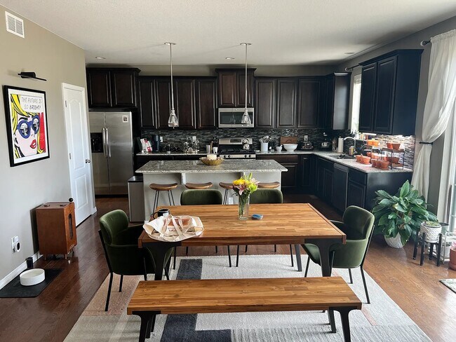Foto del edificio - 15441 Coopers Hawk Way