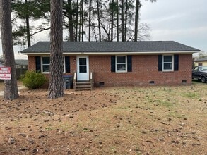 Building Photo - 508 Canary Dr