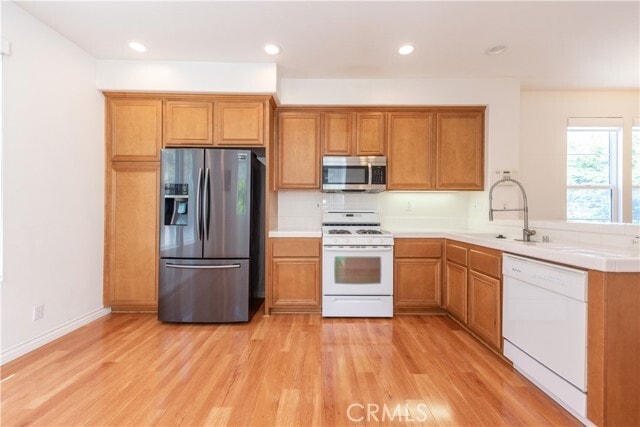 Building Photo - 216 Tall Oak