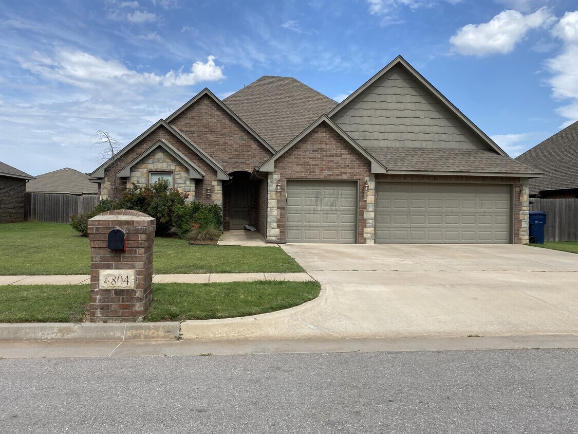 Primary Photo - 4804 Limestone Dr