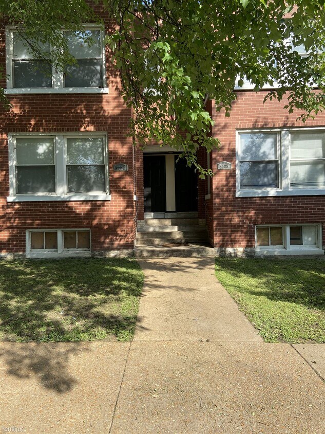 Primary Photo - 2 br, 1 bath 4plex - 5226 Tennessee Avenue 2