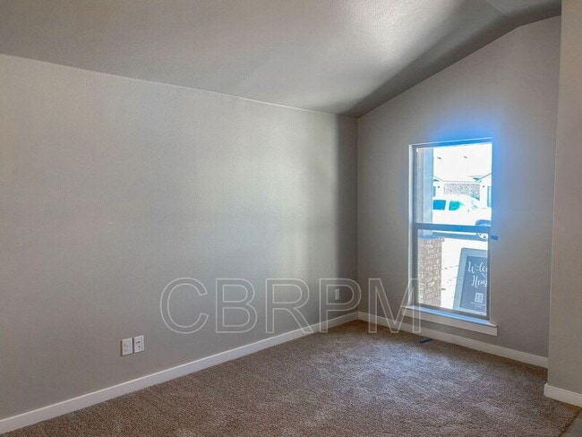 Building Photo - 13703 Avenue S