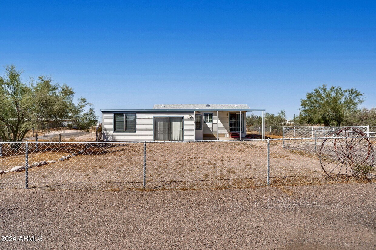 Primary Photo - 288 N Cactus Rd