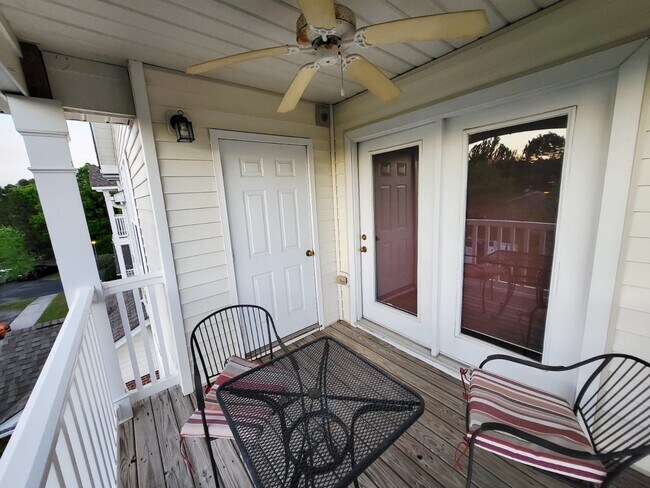 Foto del edificio - 339 Westbend Dr