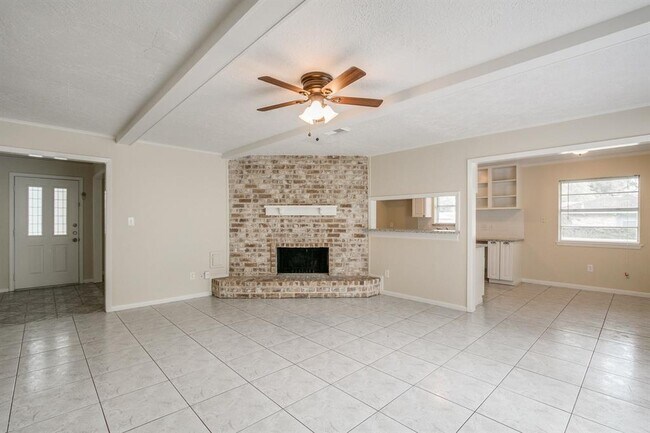 Foto del edificio - 23403 Canyon Lake Dr