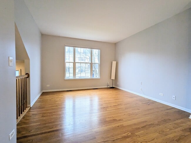 Foto del edificio - 653 N Hidden Prairie Ct