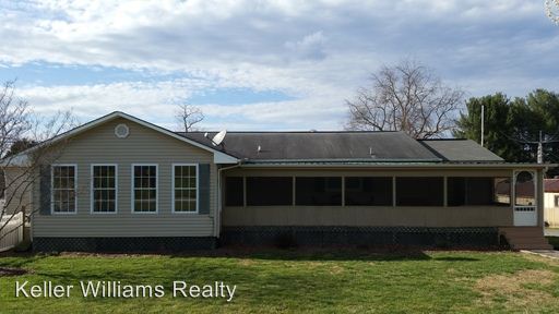 Primary Photo - 213 Carlton Ln