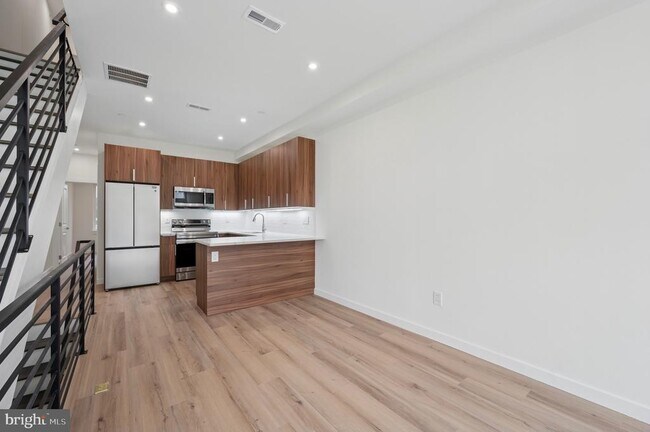 Foto del edificio - 2209 N Franklin St