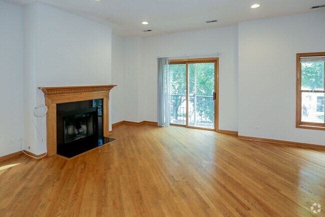 Building Photo - 2722 N Wayne Ave