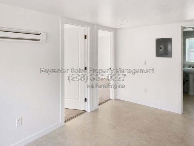 Foto del edificio - 611 20th Ave N
