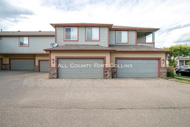 Building Photo - 2863 Kansas Dr