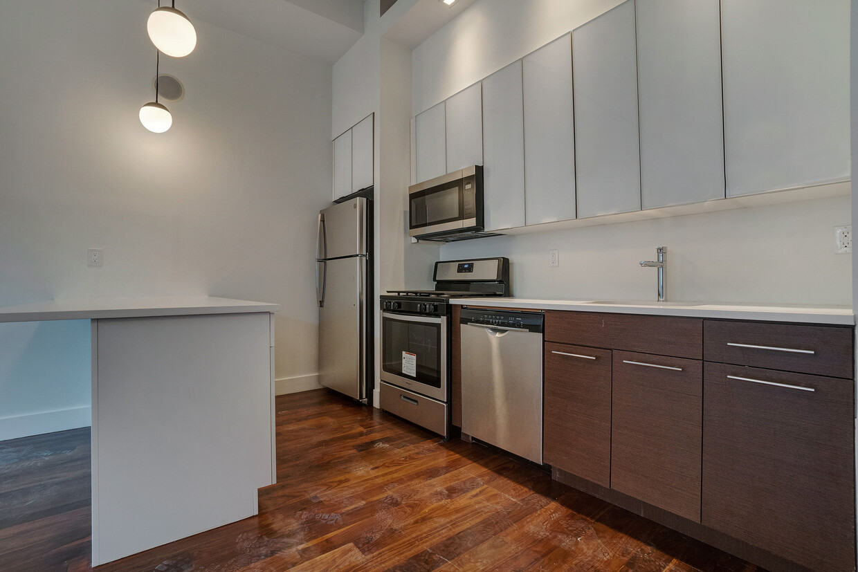 Foto principal - 120 S 4th St