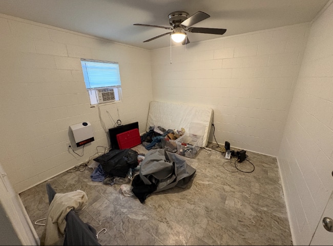 Building Photo - 1204 Evergreen St