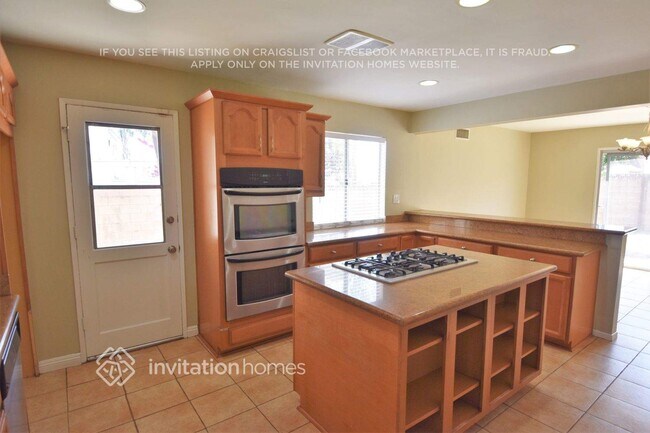 Foto del edificio - 12889 Fenton Ave