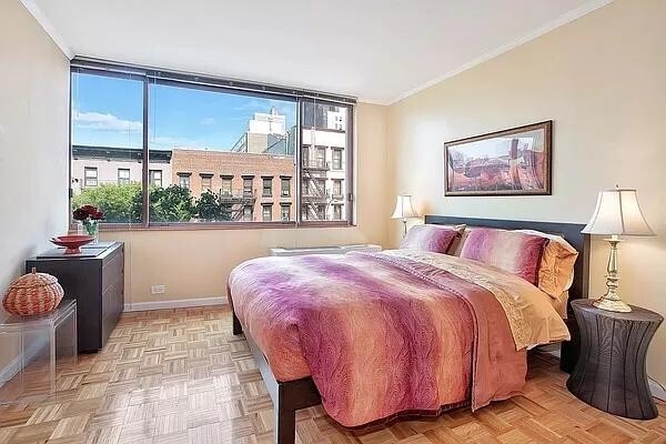 Building Photo - 393 W 49th St