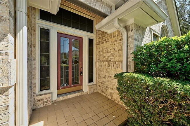 Foto del edificio - 5716 Trelawney Ln