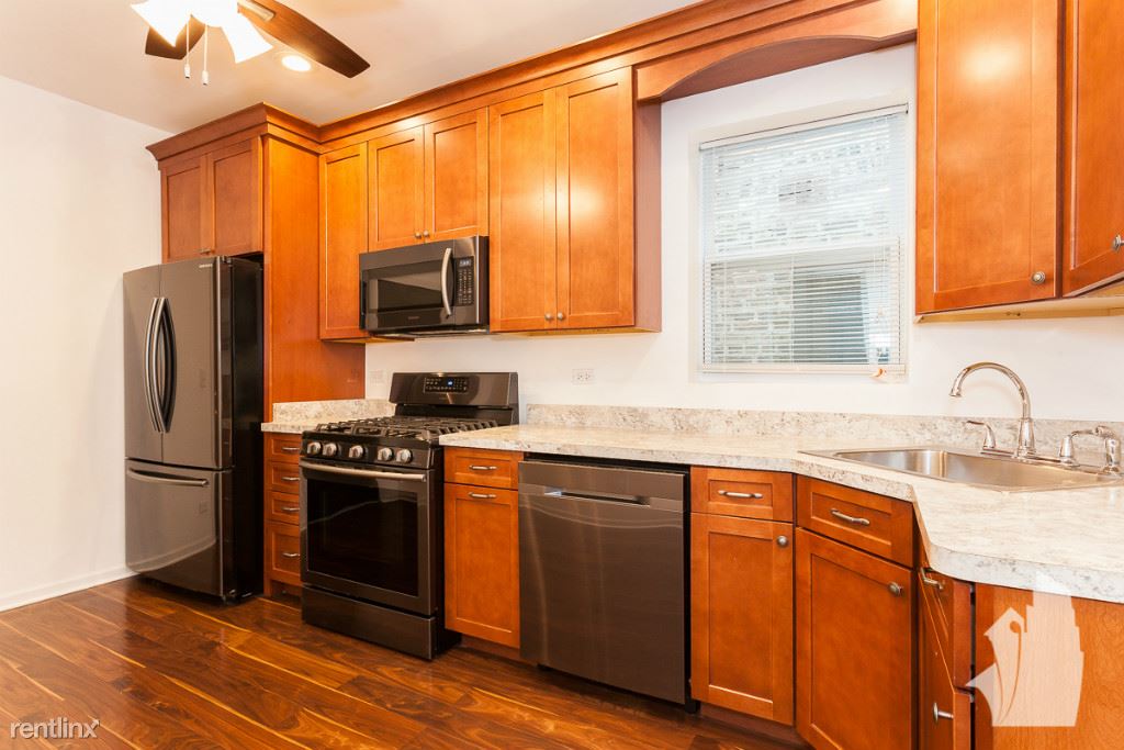 Foto principal - 2631 N Troy St