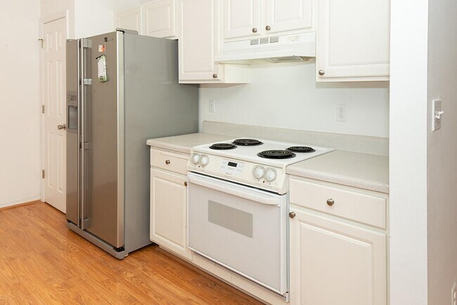 Foto del edificio - 1854 Laurel Oaks Ct