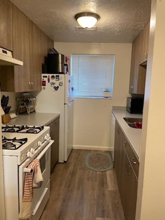 Foto del edificio - Contract Sale! 1B/1B Pet Friendly Apartment South of BYU