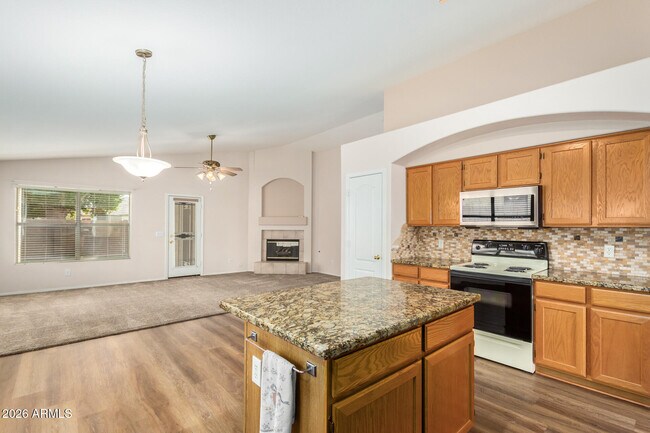 Foto del edificio - 6431 W Escuda Rd